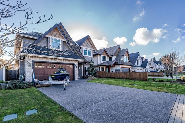 5500 52 Avenue, House other with 5 bedrooms, 4 bathrooms and null parking in Ladner BC | Image 5