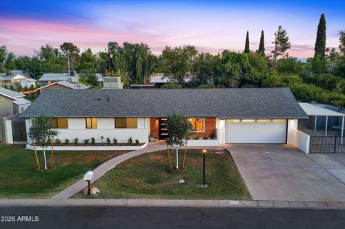 325 W Loma Ln, Phoenix, AZ, 85021-5648 | Card Image