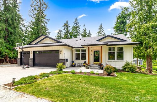 4704 192nd St Nw, Stanwood, WA, 98292-5862 | Card Image