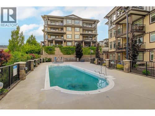 4205 - 3842 Old Okanagan Highway, Condo with 2 bedrooms, 2 bathrooms and 1 parking in West Kelowna BC | Card Image