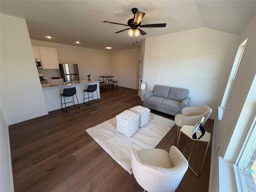 310 Liam Dr, Yukon, OK, 73099 | Card Image