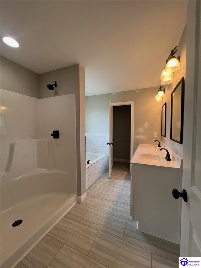 142 New Orleans Ct, House other with 3 bedrooms, 2 bathrooms and null parking in Taylorsville KY | Image 8