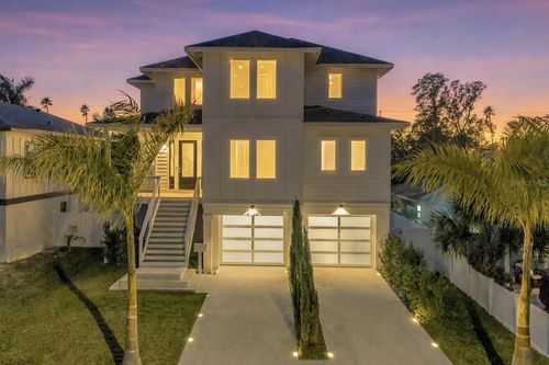 3752 Arkansas Ave Ne, ST PETERSBURG, FL, 33703-6018 | Card Image