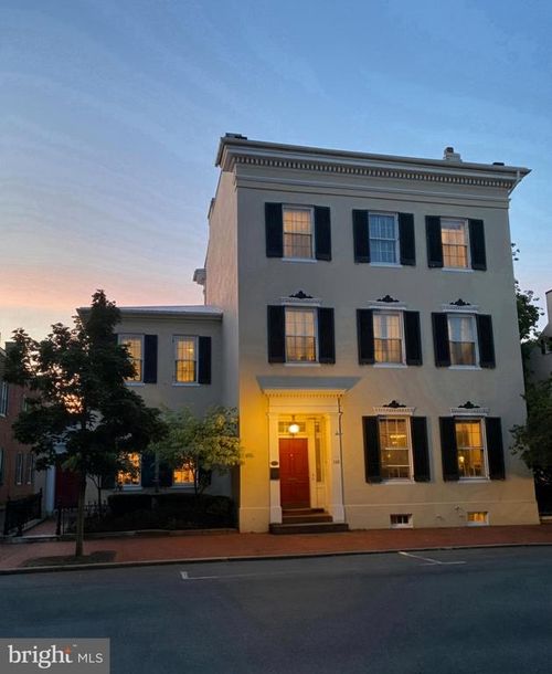 112 E Church St, FREDERICK, MD, 21701-5404 | Card Image
