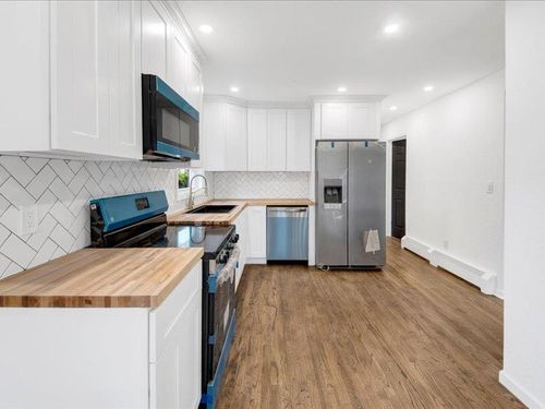 166 Sears Ave, Elmsford, NY, 10523-2116 | Card Image