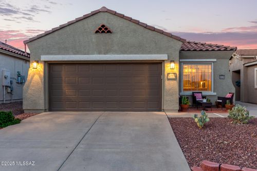 204 W Calle Media Luz, Sahuarita, AZ, 85629-8520 | Card Image