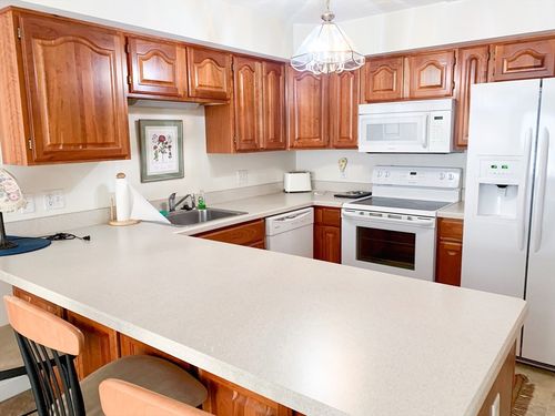 unit-508-25 Green Leaves Dr, Amherst, MA, 01002-2852 | Card Image