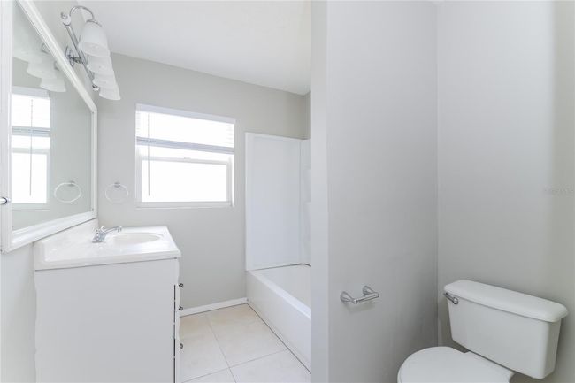 1805 16 Th Avenue Dr W, House other with 3 bedrooms, 2 bathrooms and null parking in BRADENTON FL | Image 11
