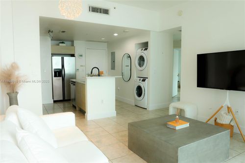 apt-406-350 Ne 24th St, Miami, FL, 33137-4874 | Card Image