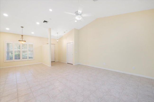 632 Concha Dr, House other with 3 bedrooms, 2 bathrooms and null parking in SEBASTIAN FL | Image 29
