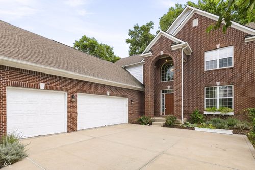 14195 Laura Vista Dr, Carmel, IN, 46033-7500 | Card Image