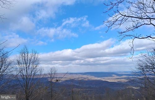 9B Fire Tower Rd, GREAT CACAPON, WV, 25422 | Card Image