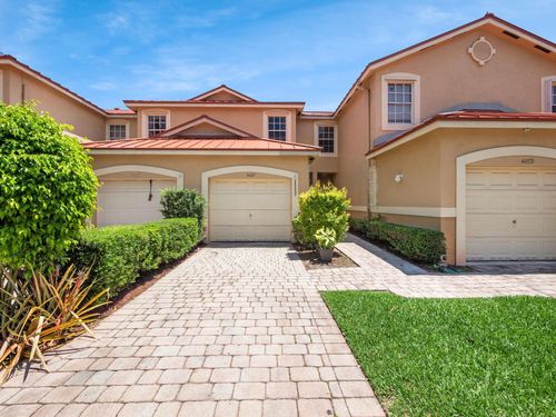 4167 Crystal Lake Dr, Deerfield Beach, FL, 33064-1207 | Card Image