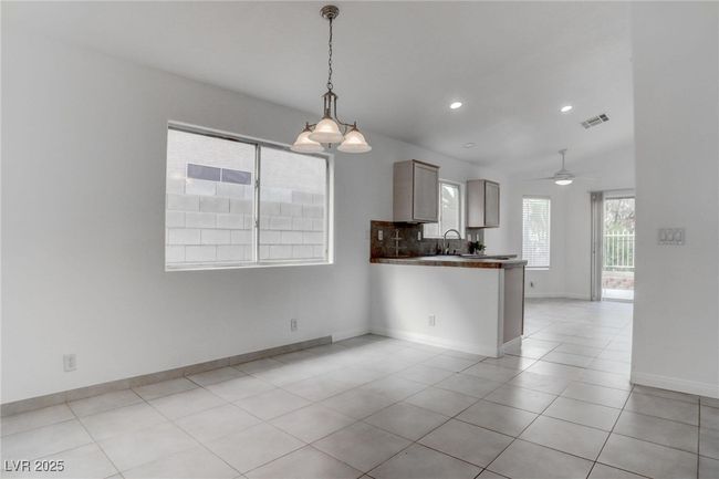 5784 Dew Mist Ln, House other with 3 bedrooms, 2 bathrooms and null parking in Las Vegas NV | Image 9