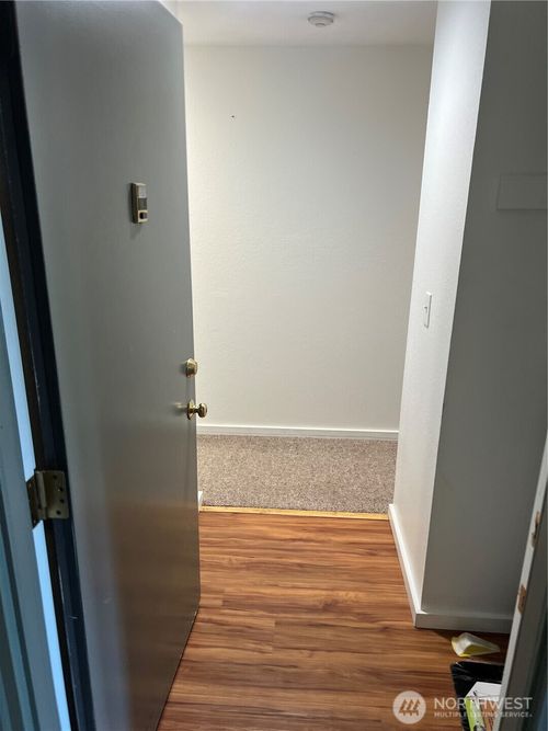 apt-e205-4800 200th St Sw, Lynnwood, WA, 98036-6362 | Card Image