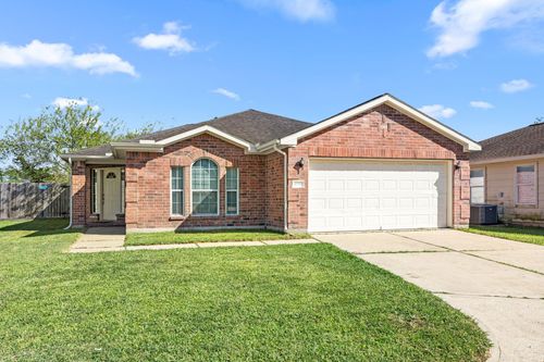 4050 Cary Creek Dr, Baytown, TX, 77521-2635 | Card Image