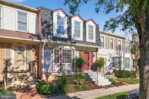 5654 Ridge View Dr, ALEXANDRIA, VA, 22310-1467 | Card Image