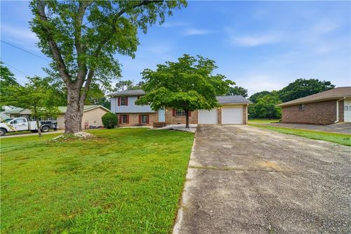 930 Cochise Trl Se, Conyers, GA, 30094-4540 | Card Image