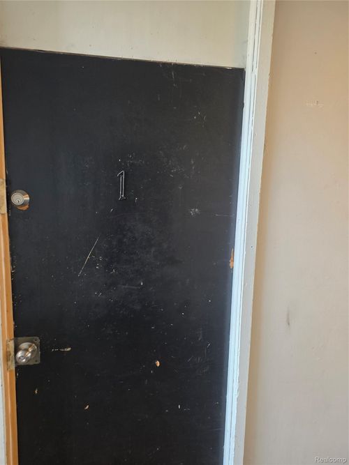 apt-1-15080 Greenfield Apt 1 Greenfield Rd, Detroit, MI, 48227-2377 | Card Image