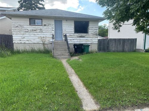 341 Av X S, Saskatoon, SK, S7M3H5 | Card Image