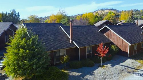 22 Village Ln, Tehachapi, CA, 93561-9667 | Card Image