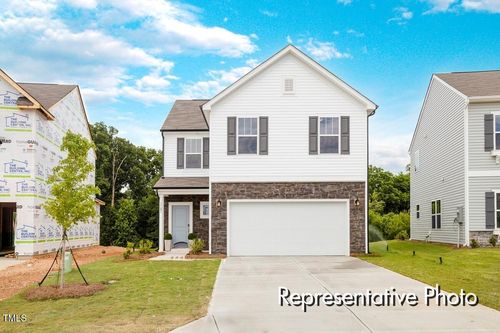 71p-104 S Buggy Dr, Benson, NC, 27504 | Card Image