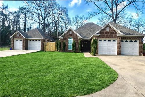 800 Old Lee Hwy, Tuscumbia, AL, 35674-3525 | Card Image