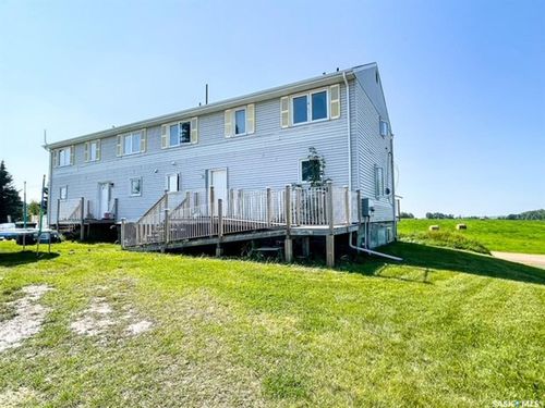 108 Main St W, Dorintosh, SK, S0M | Card Image