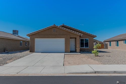 7916 E 46th Ln, Yuma, AZ, 85365-6471 | Card Image