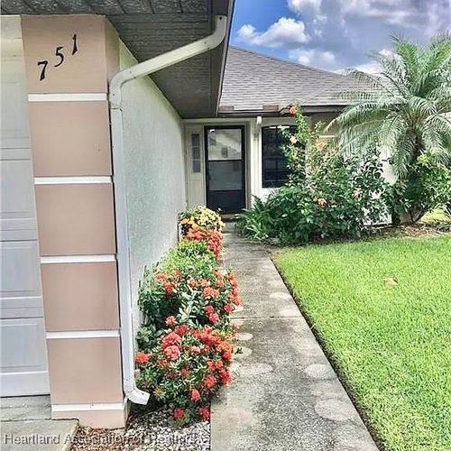 751 Carey Ln, Avon Park, FL, 33825-2378 | Card Image