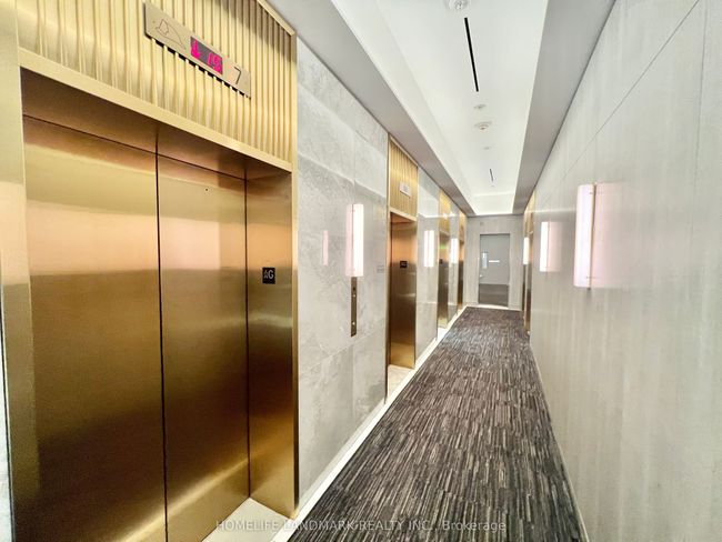 3702 - 5 Buttermill Ave, Condo with 3 bedrooms, 2 bathrooms and null parking in Vaughan ON | Image 34