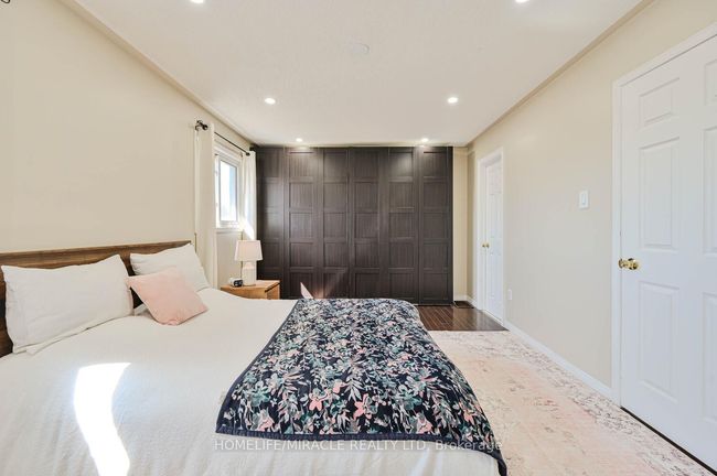 22 Cranberry Cres, House other with 5 bedrooms, 4 bathrooms and 5 parking in Brampton ON | Image 22