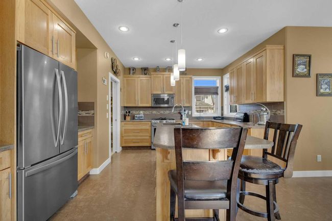 7 Elma St, House other with 4 bedrooms, 4 bathrooms and 6 parking in Lacombe AB | Image 9