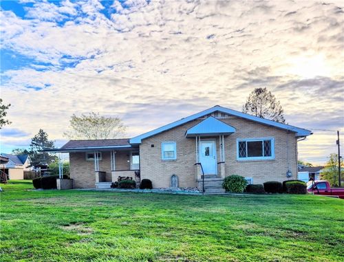 417 Traction Ave, Derry, PA, 15627-1812 | Card Image