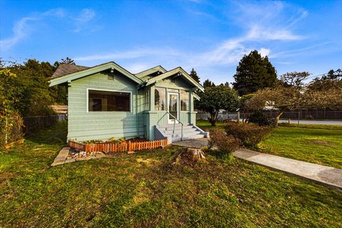 3589 Dolbeer Street, Eureka, CA, 95503 | Card Image