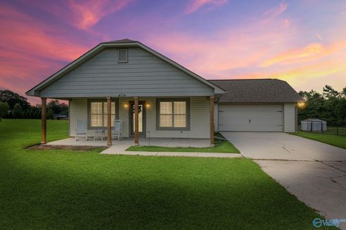 306 Conway St, Albertville, AL, 35950-3026 | Card Image