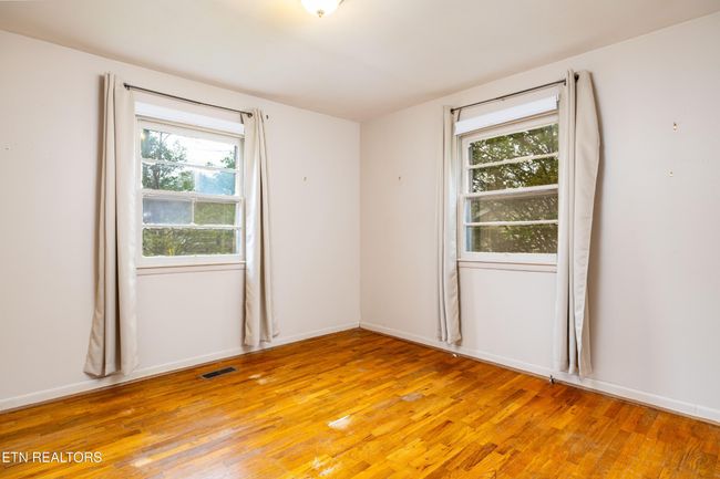 2105 Bradshaw Garden Rd, House other with 2 bedrooms, 1 bathrooms and null parking in Knoxville TN | Image 17