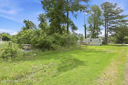 104 Hickory Hills Ct, New Bern, NC, 28560-8443 | Card Image