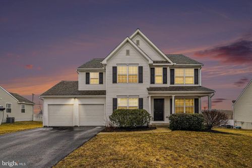 27 E Imperial Dr, ASPERS, PA, 17304-4701 | Card Image