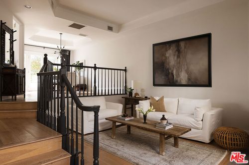 5-4424 Moorpark Way, Toluca Lake, CA, 91602 | Card Image