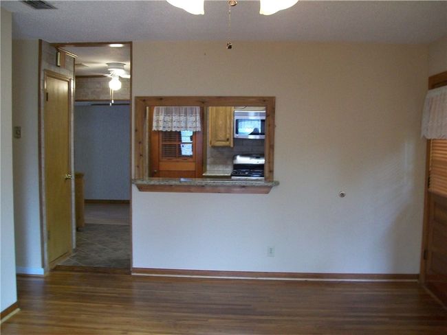 310 E Cedar St, House other with 4 bedrooms, 1 bathrooms and 4 parking in Bertram TX | Image 8