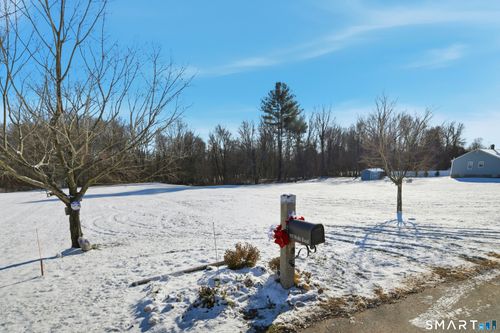 193 Wells Rd, East Windsor, CT, 06088-9714 | Card Image