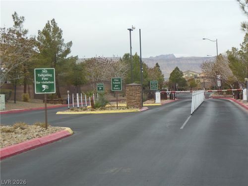 8118 Minots Ledge Ave, Las Vegas, NV, 89147-4787 | Card Image