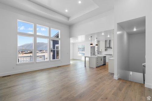 107-2961 N 2350 W, Farr West, UT, 84404-5295 | Card Image