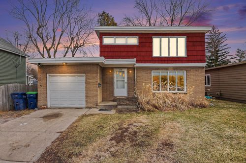 1316 N Trumbull St, Bay City, MI, 48708-6363 | Card Image