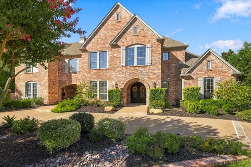 404 Alexandria Cir, Southlake, TX, 76092-8590 | Card Image
