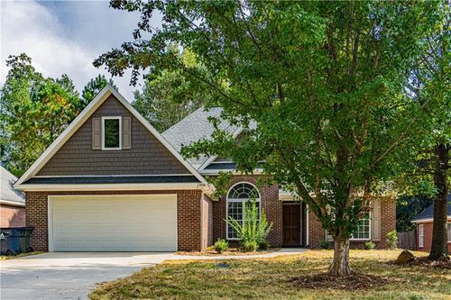 2306 Core Dr, Auburn, AL, 36830-9416 | Card Image
