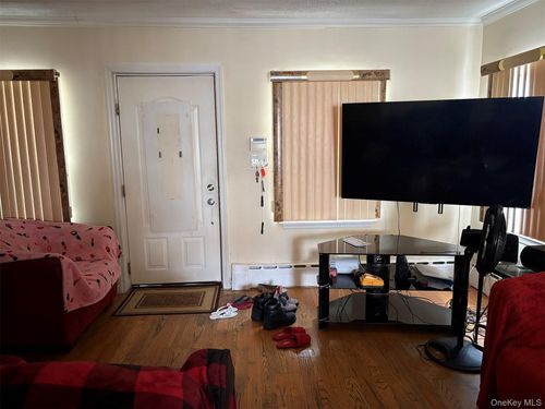 133 118th St, South Ozone Park, NY, 11420-3140 | Card Image