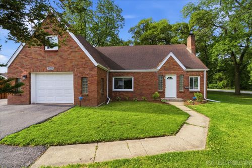 10155 Ivanhoe Ave, Schiller Park, IL, 60176-2009 | Card Image