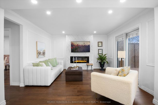 1 Bronte Rd, House other with 8 bedrooms, 6 bathrooms and 6 parking in Thornhill ON | Image 9